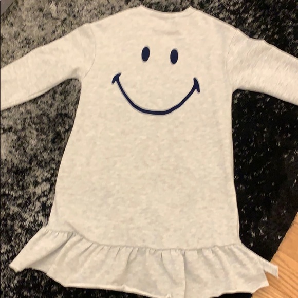 Zara - Picture 2 of 2